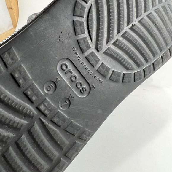 Crocs Classic Crush Chunky Rain Boots Womens Size 7 Black Rubber Unisex Mens 5 - Picture 9 of 10